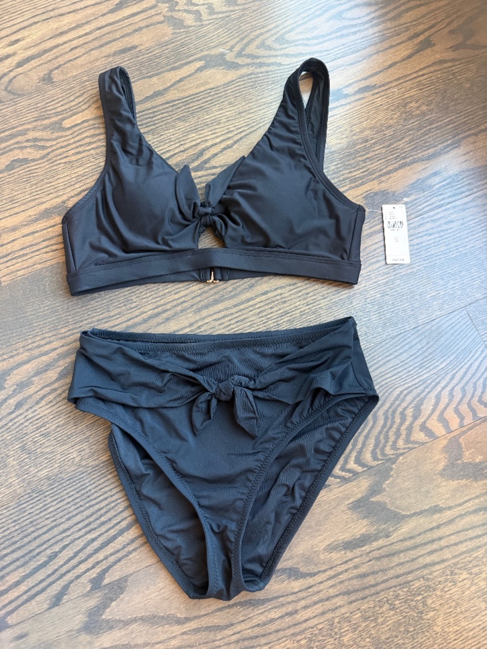 NWT   Black 2 piece swim suit M
